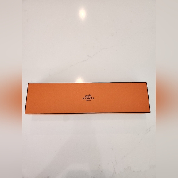 Hermès KELLY CADENAS 925 Sterling Silver Padlock Pendant Necklace - Picture 10 of 10